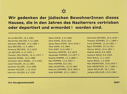 Gedenktafel am Hauseingang
